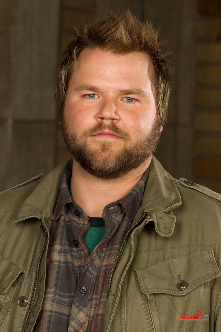 Tyler Labine