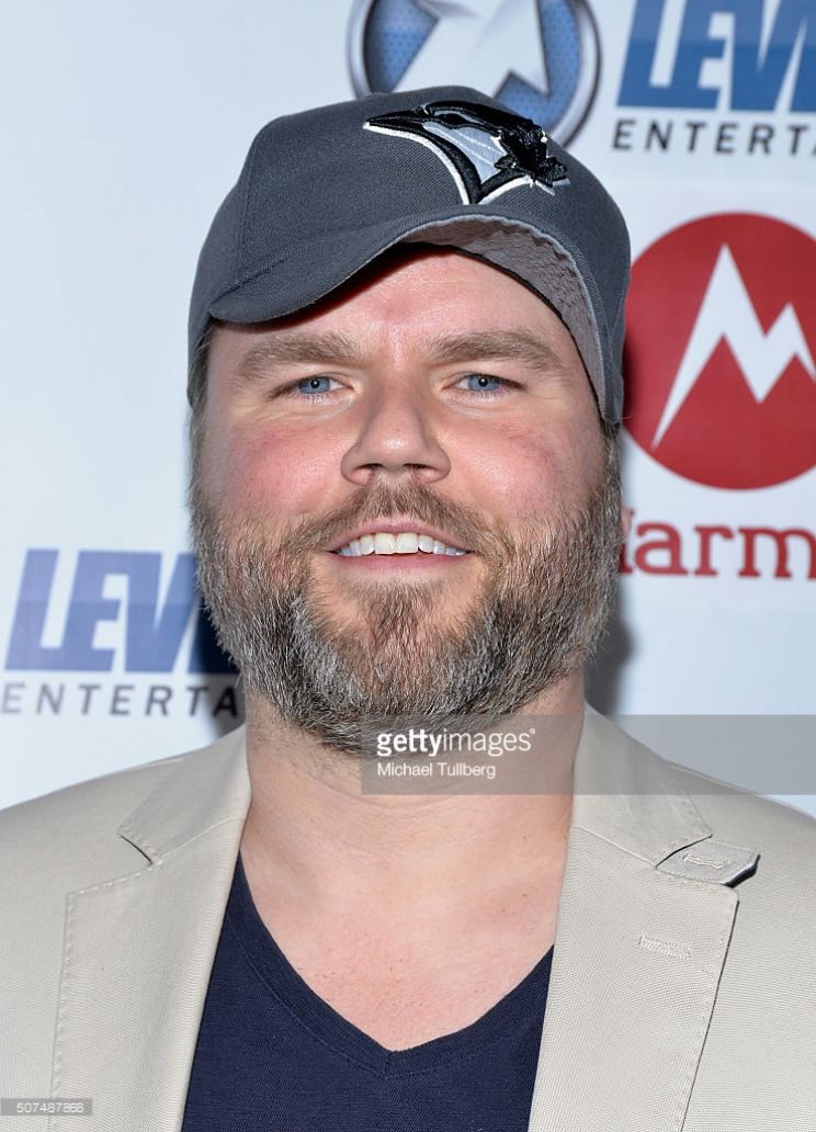 Tyler Labine