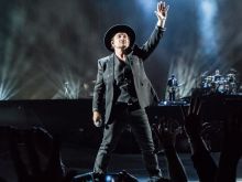 U2