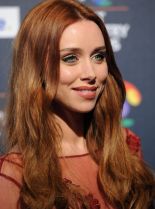 Una Healy photo