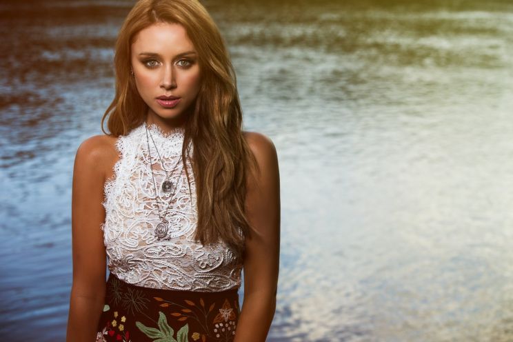 Una Healy