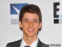 Uriah Shelton