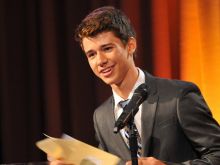 Uriah Shelton