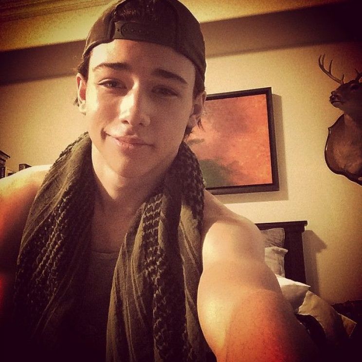 Uriah Shelton