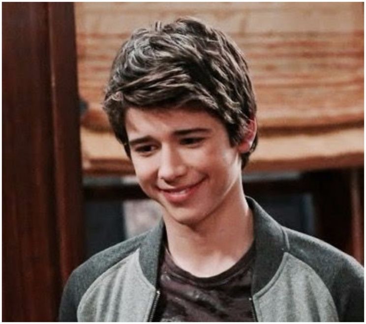 Uriah Shelton