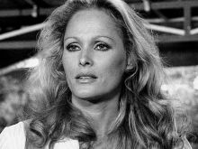 Ursula Andress
