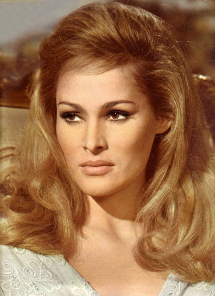 Ursula Andress