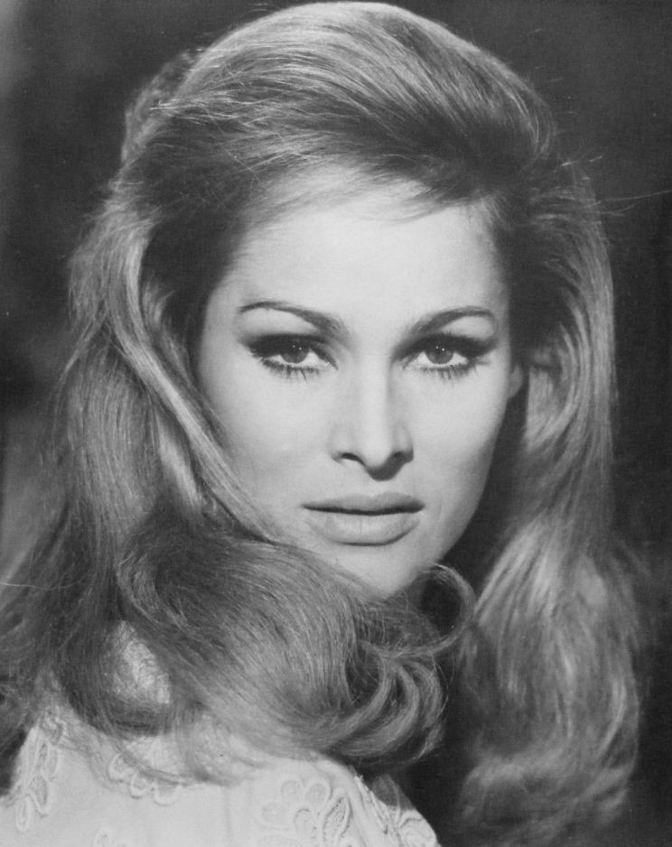 Ursula Andress