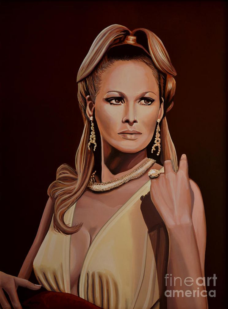 Ursula Andress