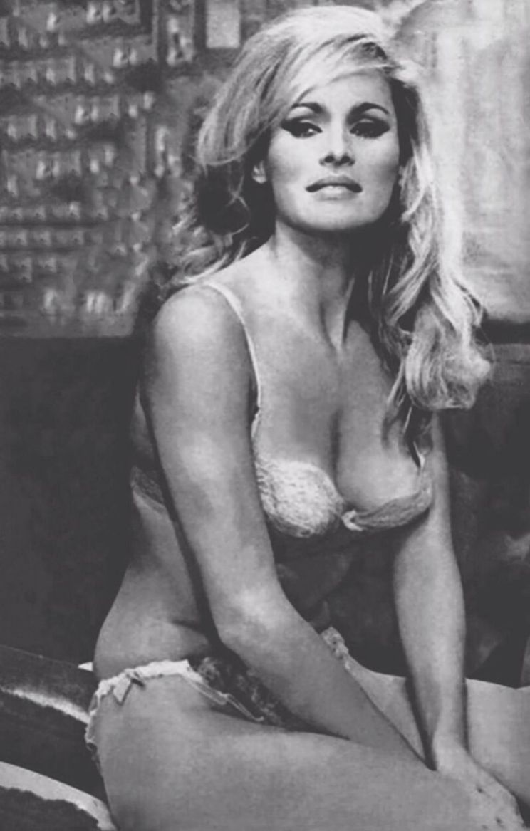 Ursula Andress