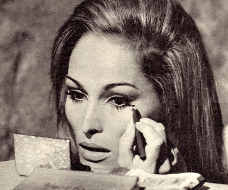 Ursula Andress