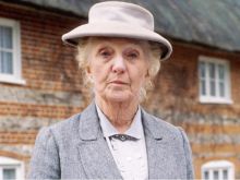 Ursula Howells