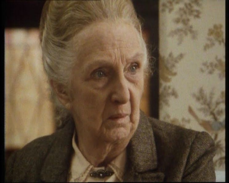 Ursula Howells