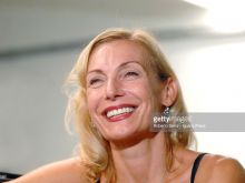 Ute Lemper #2845750 picture (Landscape Medium)