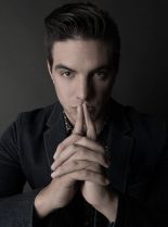 Vadhir Derbez