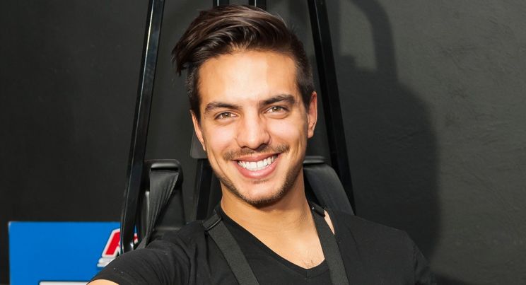 Vadhir Derbez