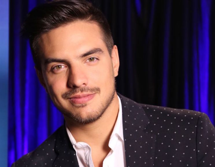 Vadhir Derbez