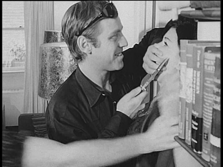 Val Avery