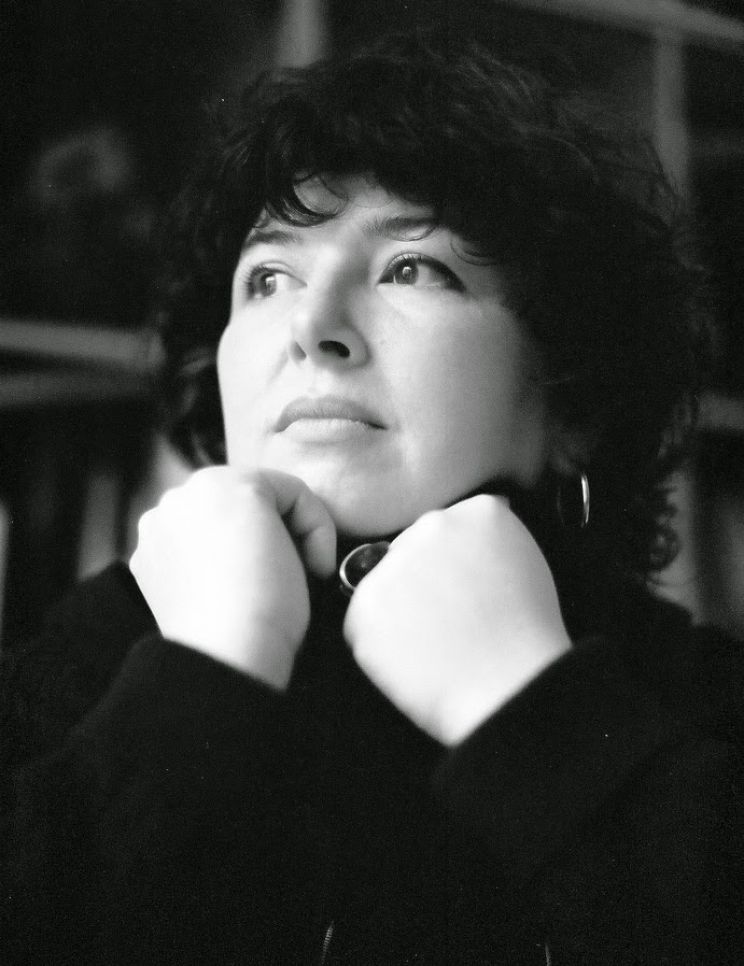 Valerie French