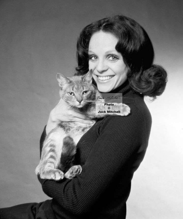 Valerie Harper