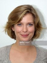 Valerie Niehaus #4055719 picture (Portrait Medium)