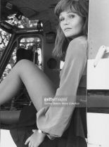 Valerie Perrine photo