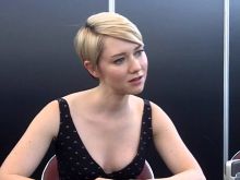 Valorie Curry