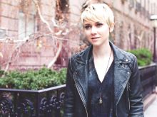 Valorie Curry