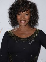 Vanessa Bell Calloway