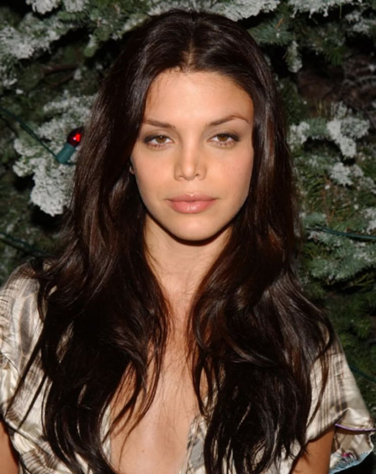 Vanessa Ferlito