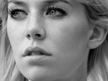 Vanessa Kirby