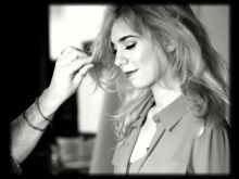 Vanessa Kirby #251621 picture (Landscape Medium)