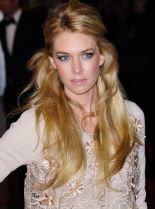 Vanessa Kirby photo
