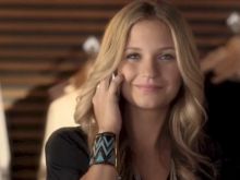 Vanessa Ray