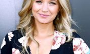 Vanessa Ray