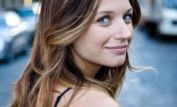 Vanessa Ray