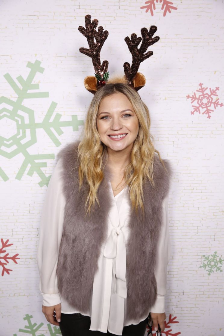 Vanessa Ray