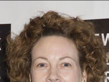 Veanne Cox