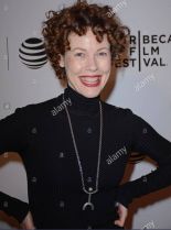 Veanne Cox