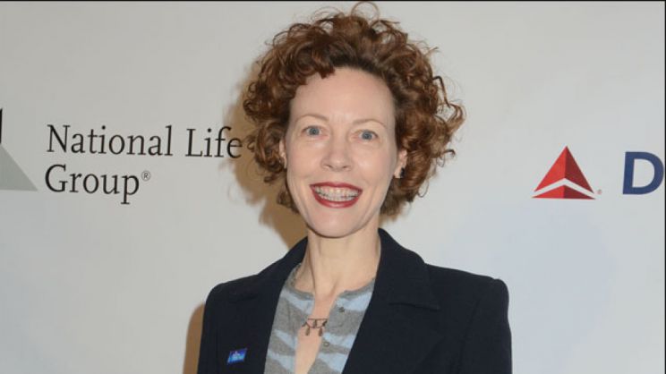 Veanne Cox