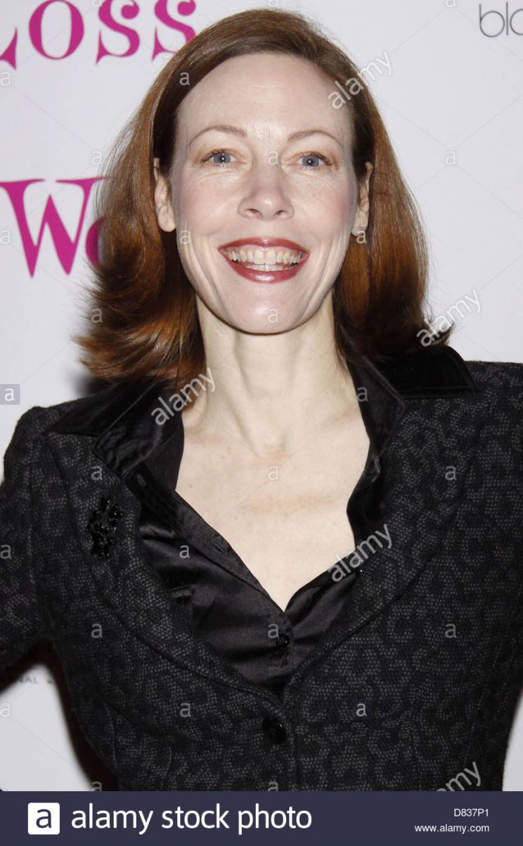 Veanne Cox