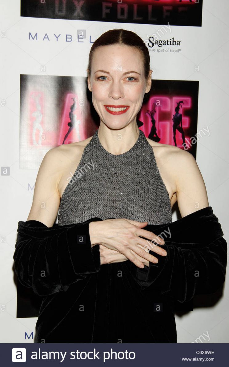Veanne Cox
