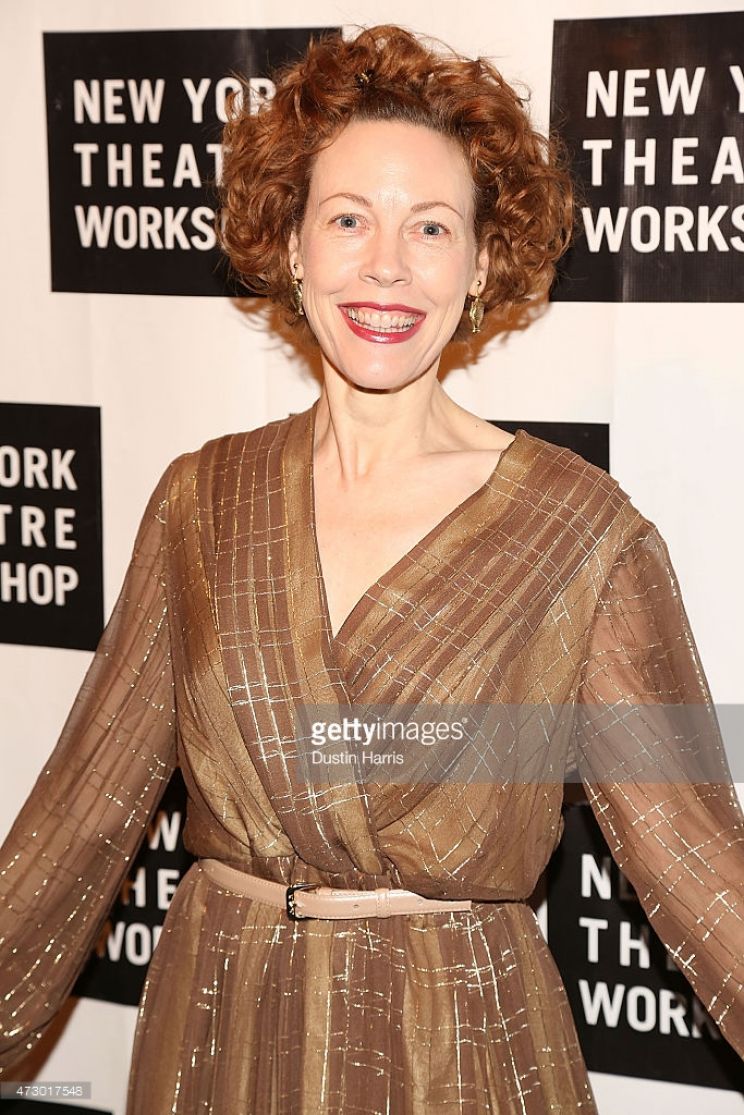 Veanne Cox