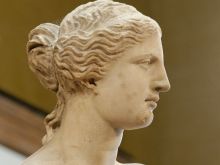 Venus DeMilo