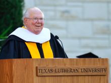 Verne Lundquist