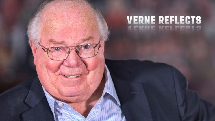 Verne Lundquist