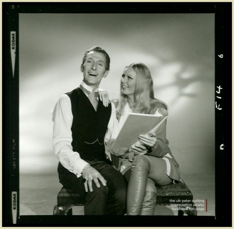 Veronica Carlson