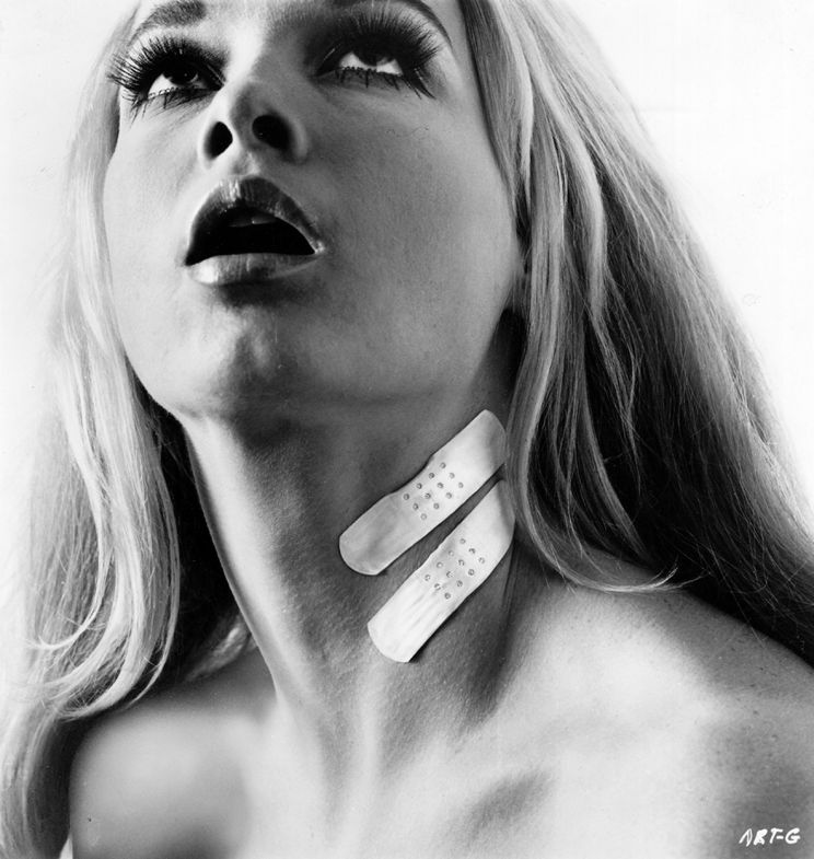 Veronica Carlson