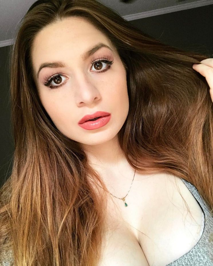 Veronica Vain