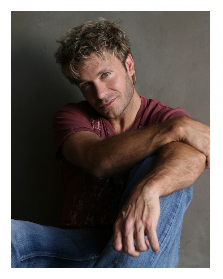 Vic Mignogna